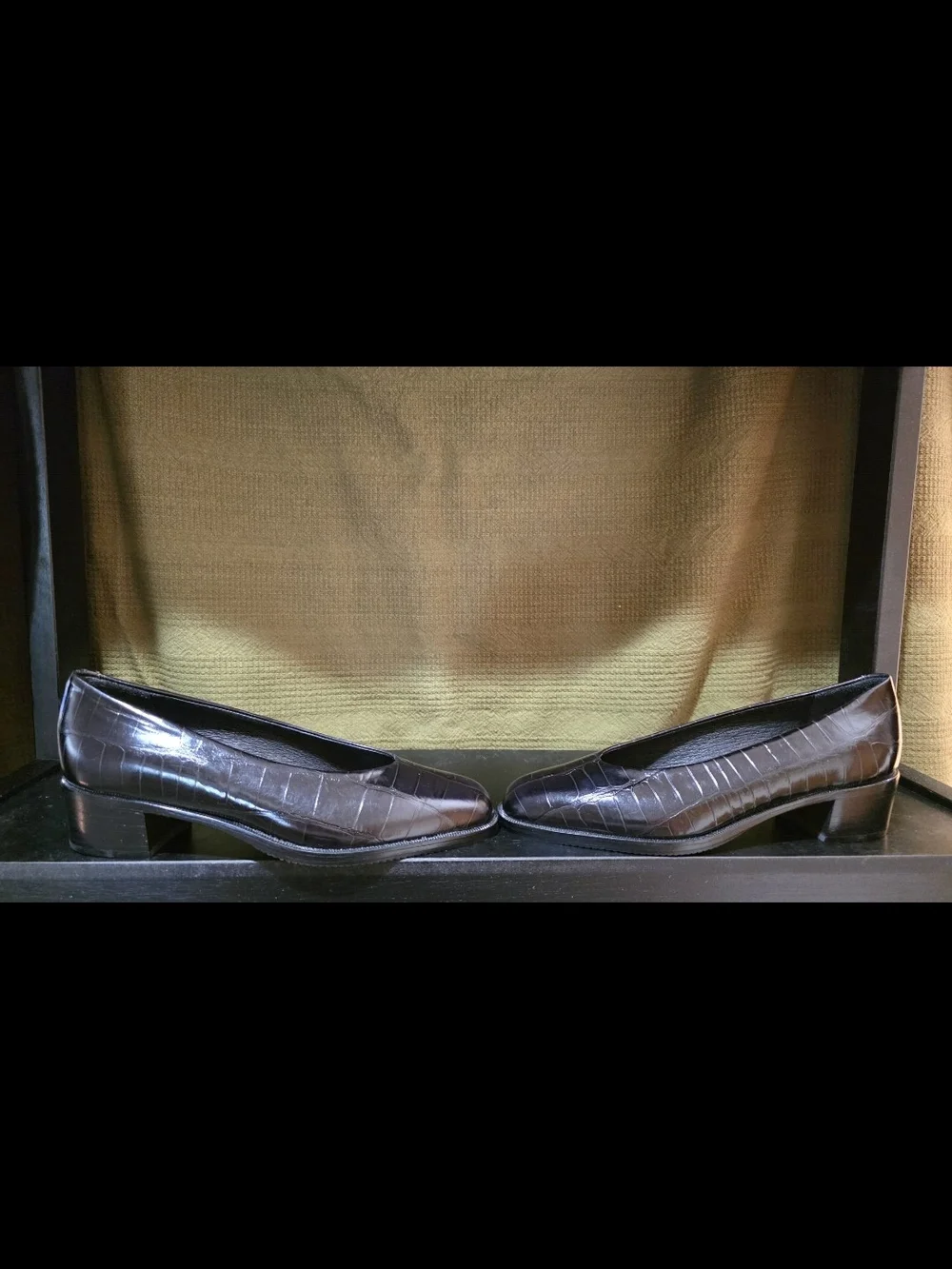 Amalfi Women's Croc-Embossed Leather Flats - Dark Brown